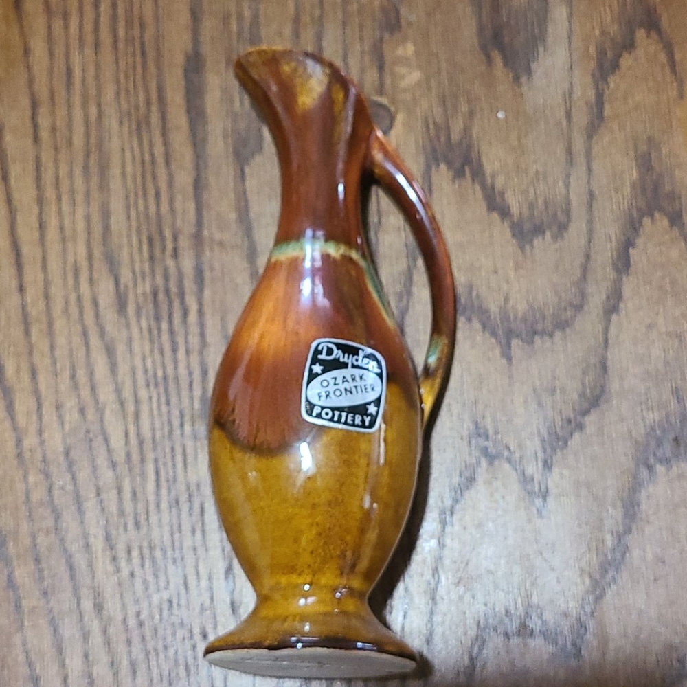 Dryden Ceramic Ewer Pitchers